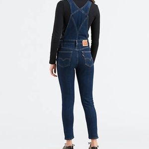 Levi’s Skinny Overalls Sz Small 4/6 NEW